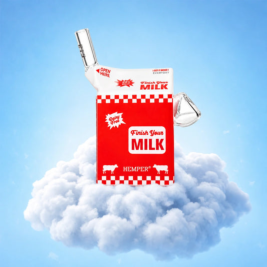 Bang Brique de lait, Hemper — sur fond de nuage