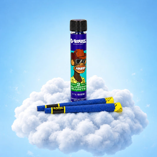 Blunt G-Rollz, Blueberry (Blue Ape) — sur fond de nuage